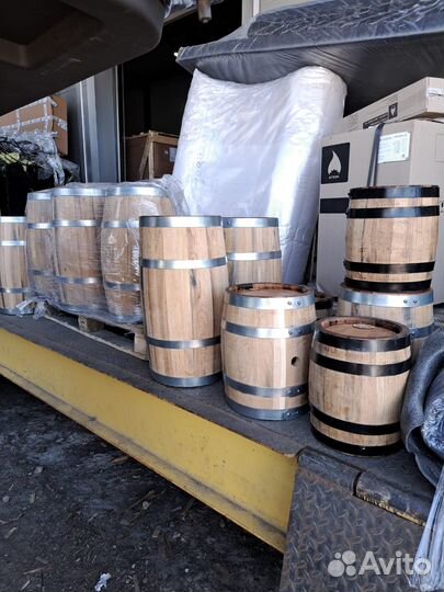 Дубовые бочки из портвейновой клепки