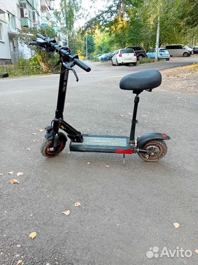 Продам электросамокат