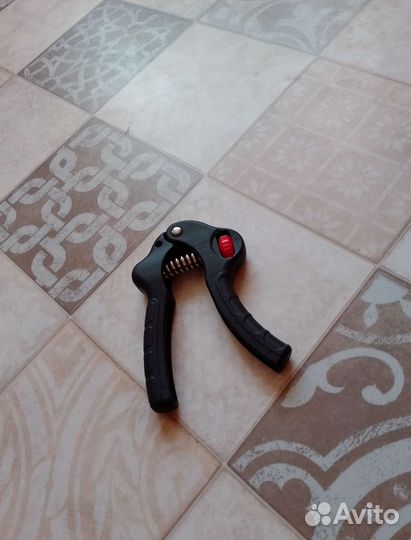 Эспандер кистевой до 25кг