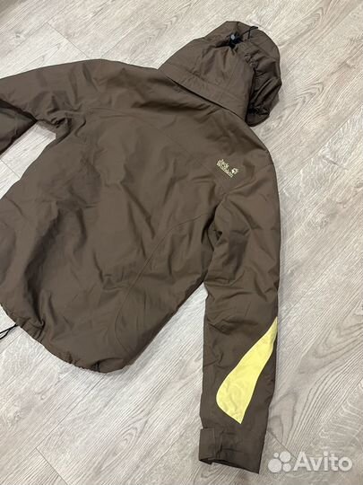 Куртка ветровка jack wolfskin