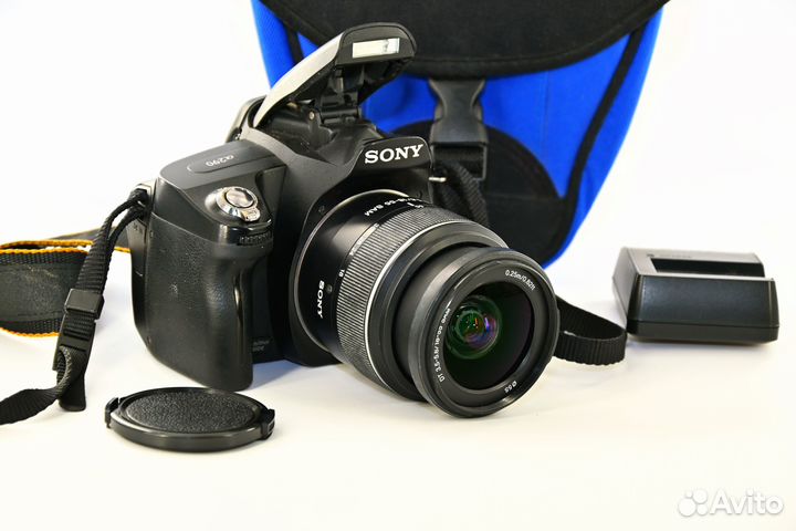 Sony A290 14.2MP цифрозеркалка Kit DT SAM 18-55