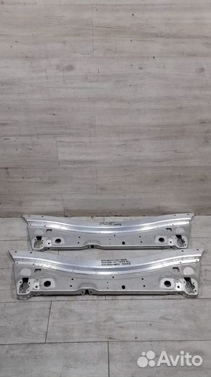 Верхняя часть передней панели Mercedes Benz X253