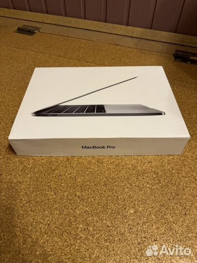Коробка от macbook pro 13