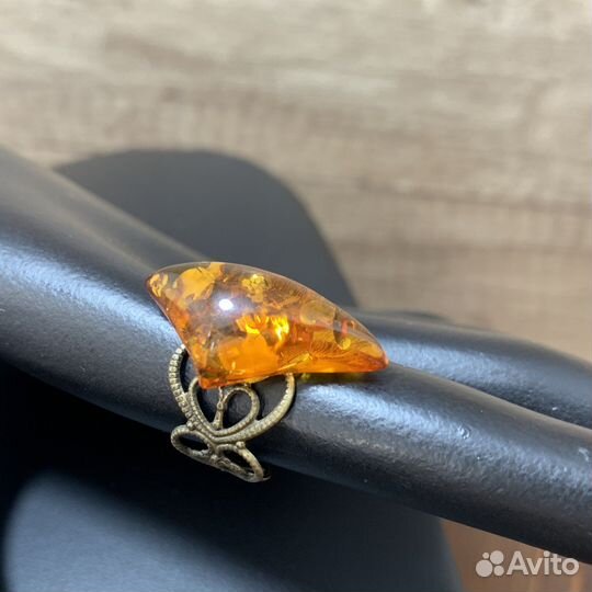 Винтажное Кольцо Янтарь Ретро