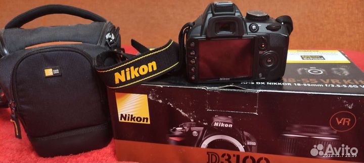 Зеркальный фотоаппарат