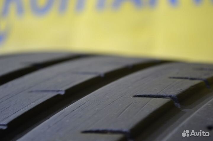 Yokohama Advan Sport A/S 295/35 R21