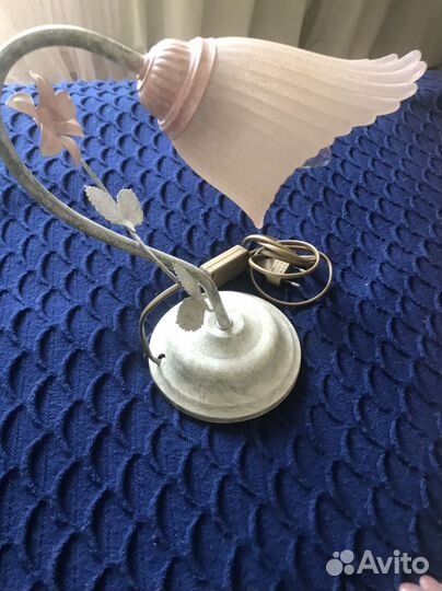 Лампа настольная и бра настенное