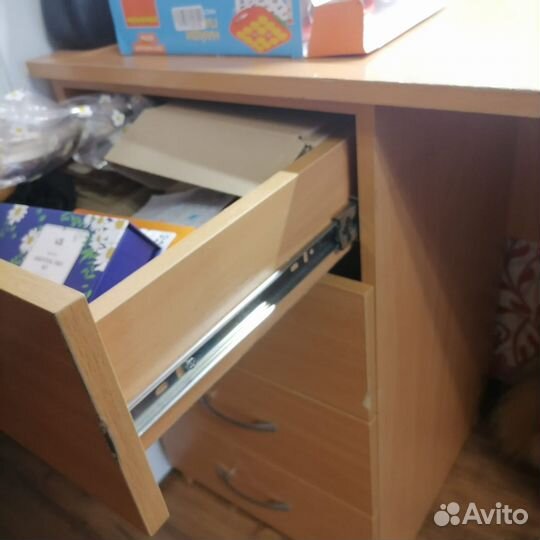 Письменный стол