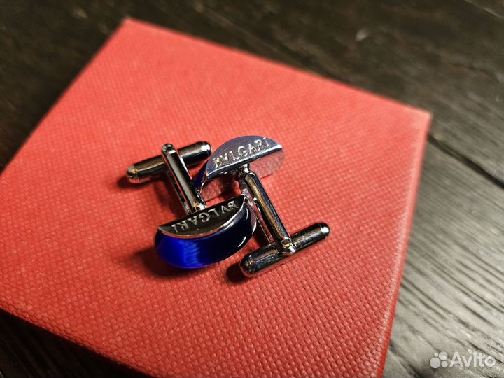 Запонки под серебро с центральным кристалликом