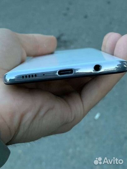 Samsung Galaxy A51, 4/64 ГБ