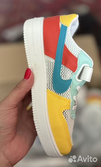 Кроссовочки детские 32,33,35