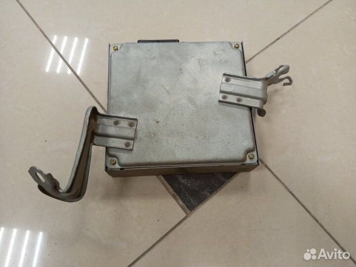 Блок электронный Toyota Prius NHW10 1NZ 2000