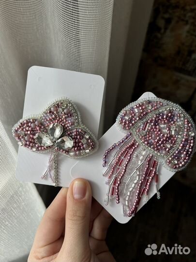 Брошь из бисера