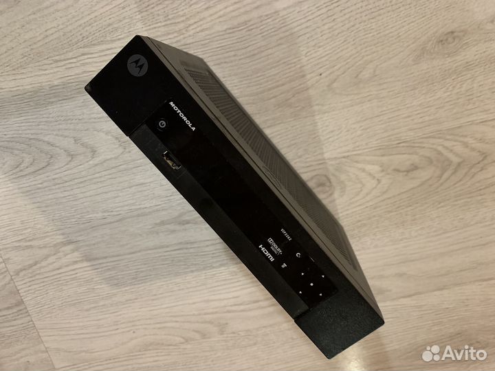 Тв приставка motorola