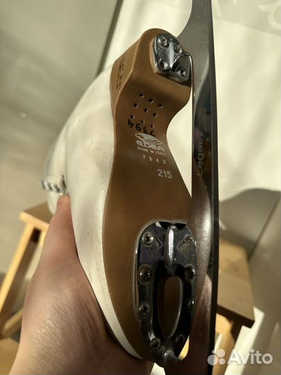 Фигурные коньки edea 215