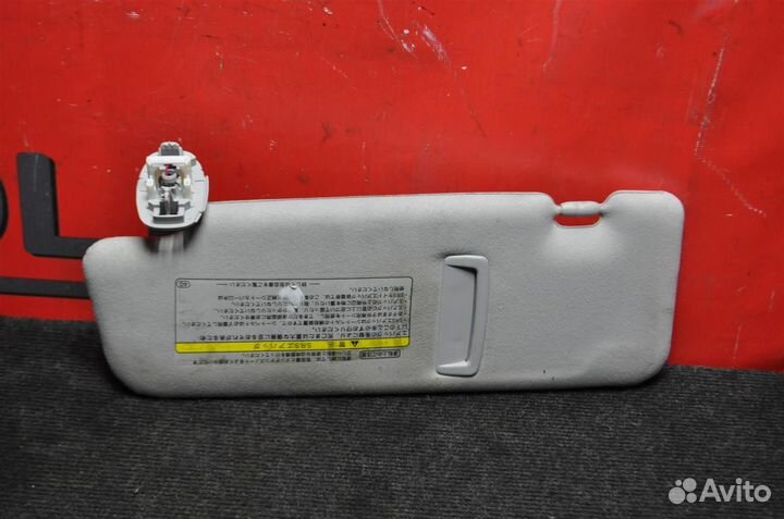 Козырек солнцезащитный toyota prius ZVW30