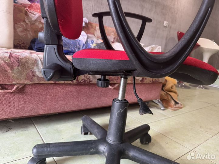 Компьютерное кресло