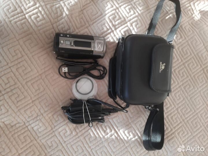 Видеокамера panasonic hc v720m