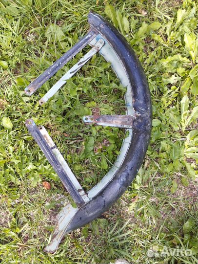 Крыло Минск 106