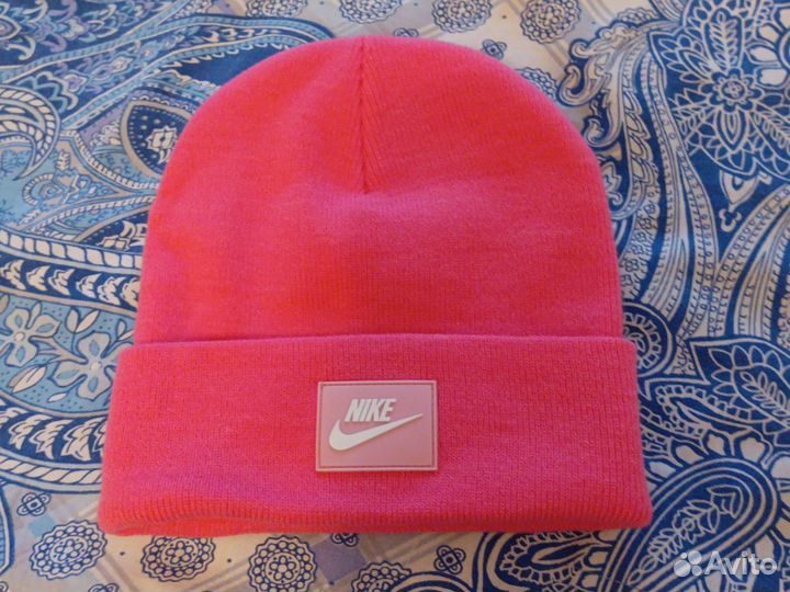 Шапка женская+ варешки