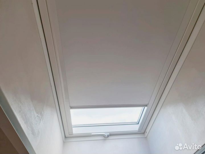 Рулонные шторы на мансардные окна