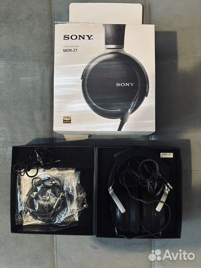 Sony MDR -Z7