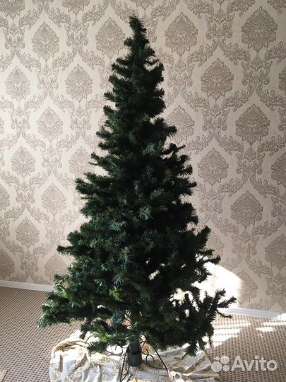 Елка искусственная