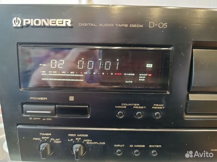 Pioneer DAT D-05