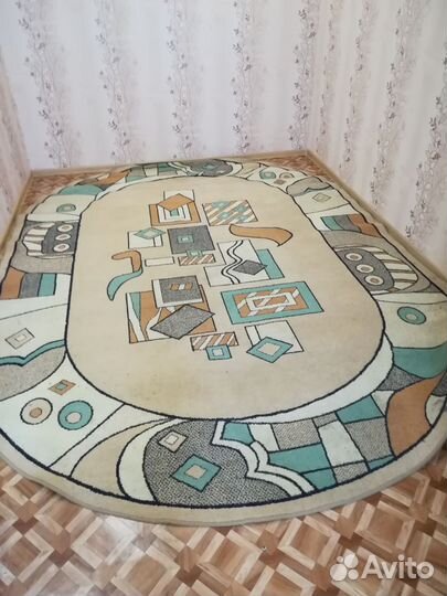 Ковер шерстяной