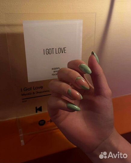 Маникюр на дому