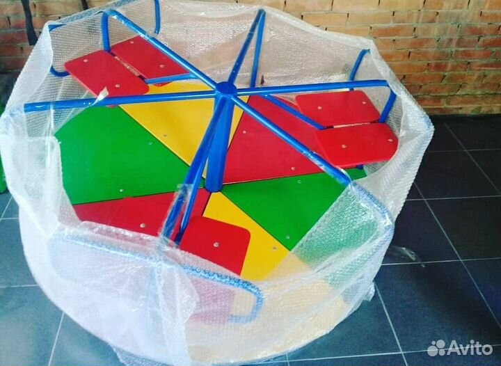 Карусель, горка, балансир Q10972