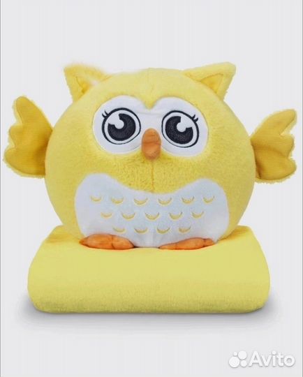 Игрушка-подушка, в которой находится плед