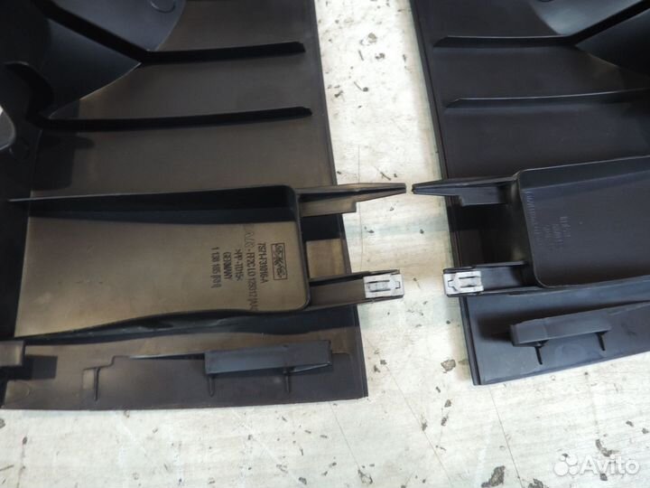 Накладка декоративная Ford Mondeo 4