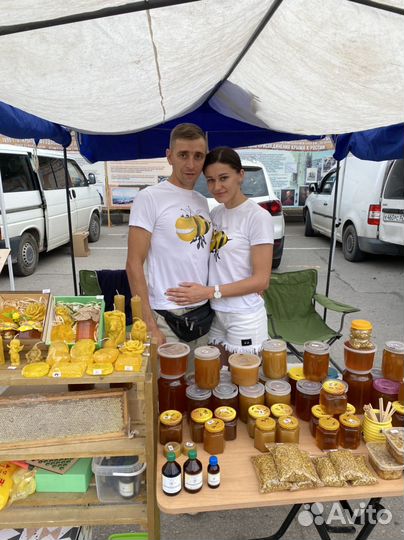 Рамка меда в сотах