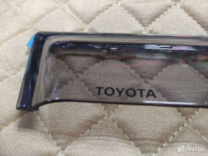 Дефлекторы на окна Toyota Town Ace 2001-2007г