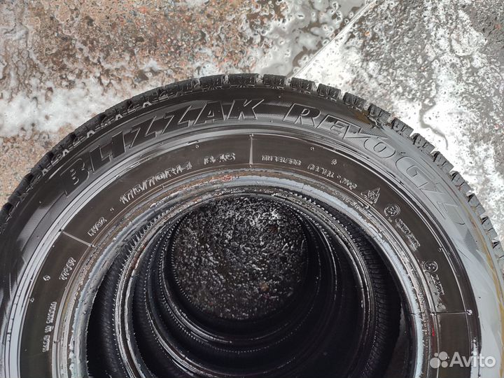 Bridgestone Blizzak Revo GZ 175/70 R14