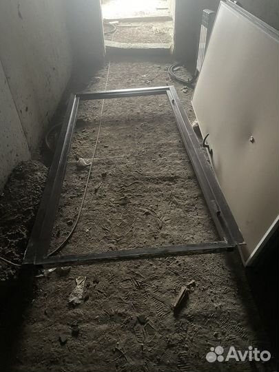 Дверь входная металлическая