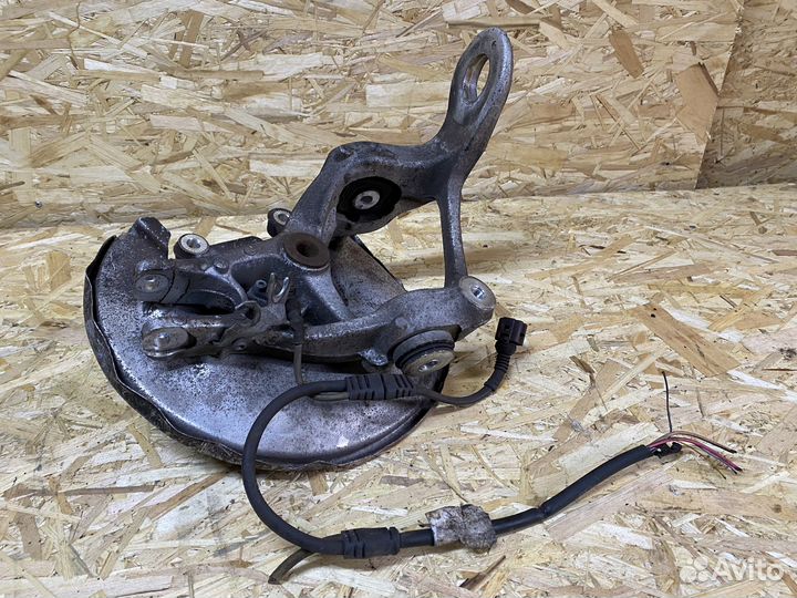 Кулак подвески задний левый Audi A4 B8 8K