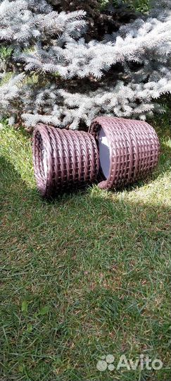 Кашпо напольное из ротанга