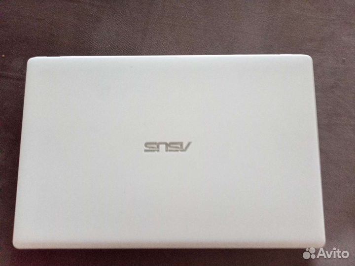 Ноутбук asus x551m