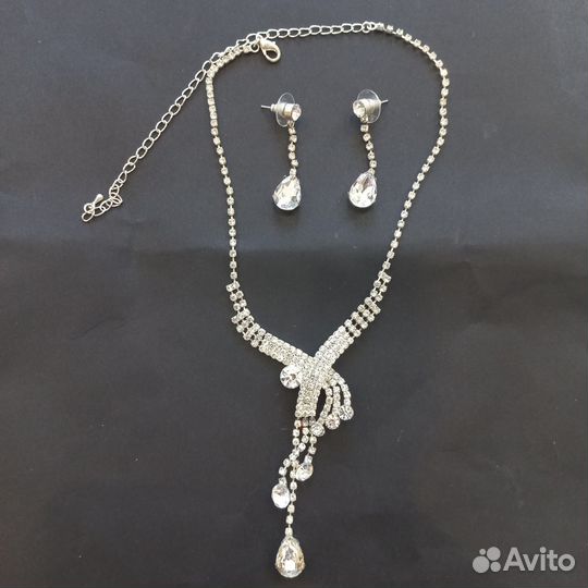 Колье ожерелье/серьги/браслеты