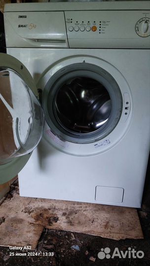 Стиральная машина на запчасти zanussi