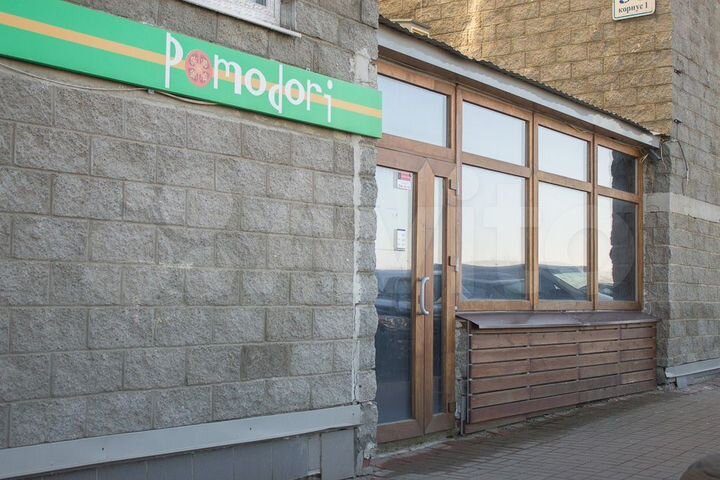 Свободного назначения, 100 м²