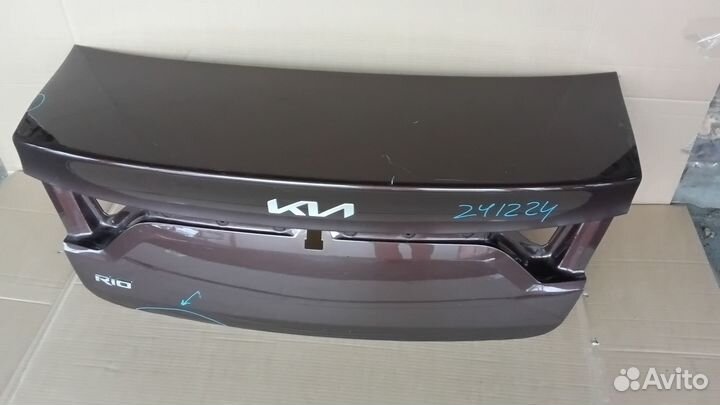 Kia Rio 4 c 17 крышка багажника