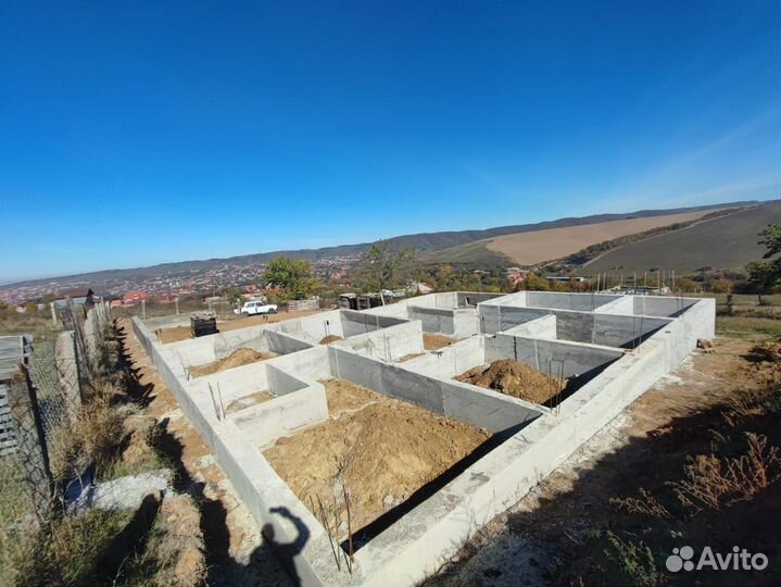 Заливка фундамента