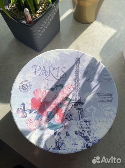 Подарочные коробки круглые