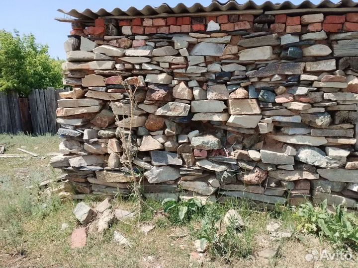 Природный камень