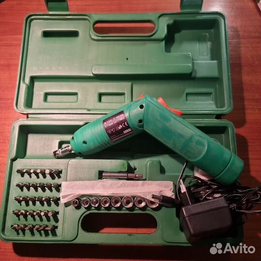 Шуруповёрт отвёртка электрическая набор новый