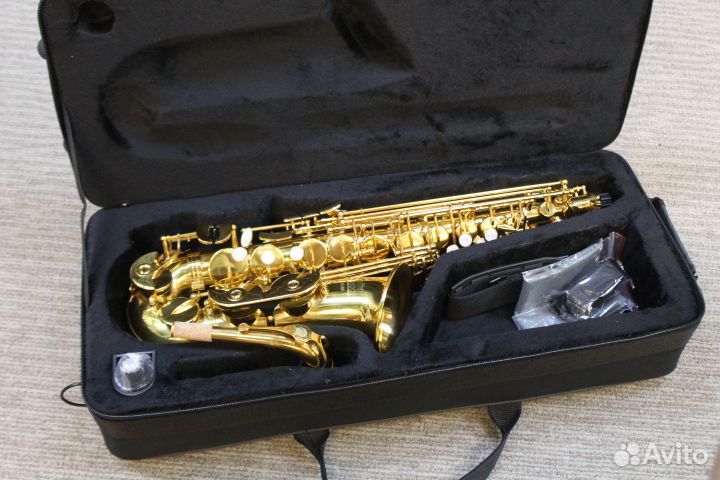 Саксофон альт Roy Benson AS-302