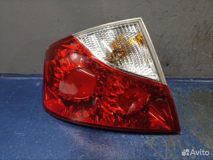 Фонарь левый Infiniti M Y50